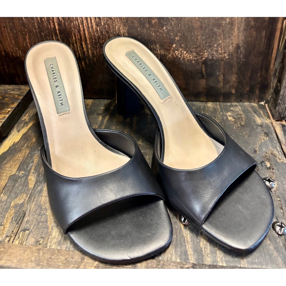 Charles & Keith Black Sculptural Gold Block Heel Mule Sandals Square Toe 38